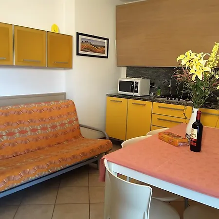 Al Porto Elegance דירה קאורלה